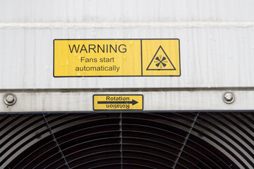 Achtung Ventilator Schild