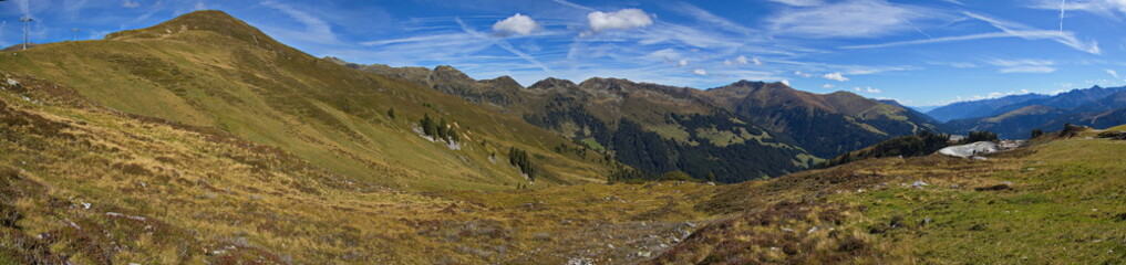 Obraz premium View of the summit of Isskogel over Gerlos, Austria, Europe 