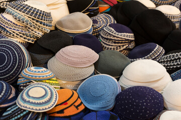Kippahs and yarmulkes, Jewish headdresses, Israeli souvenirs for tourists