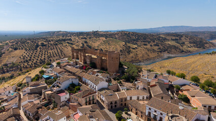 Castillo de Burgalimar construido por los omeyas en el municipio de Baños de la Encina, Andalucía
