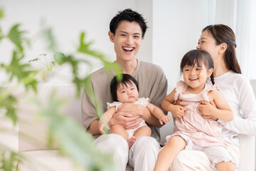 親娘　4人家族