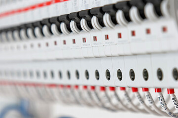 Included circuit breakers to protect socket groups from short-circuiting. 