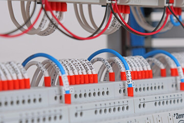 Connecting the electrical module using copper electrical insulated wires. 