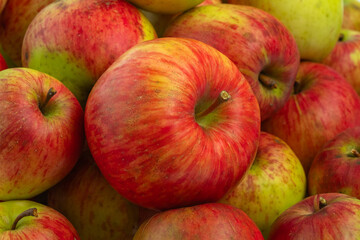 fresh red apples