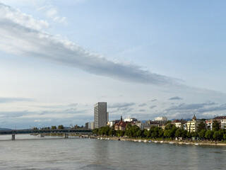 Naklejka premium Riverfront Cityscape High Rise Office Building Bridge