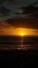 Obraz premium ocean, sea, waves, blue, rocl, day, beach, coast, coastline, island, madeira island, peace, travel, tourism, detsination, portugal, europe, nature, landscape, sun, sunset, clouds, cliff, mountain
