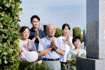 お墓参り