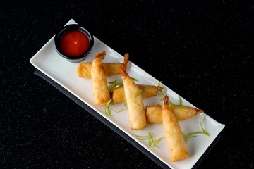 Crispy Shrimp Spring Rolls with Dipping Sauce