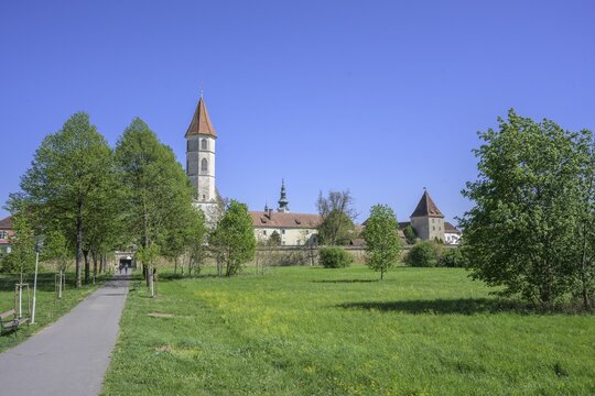 Catholic parish church of St John the Baptist and defence wall, Bad Radkersburg, Styria, Austria