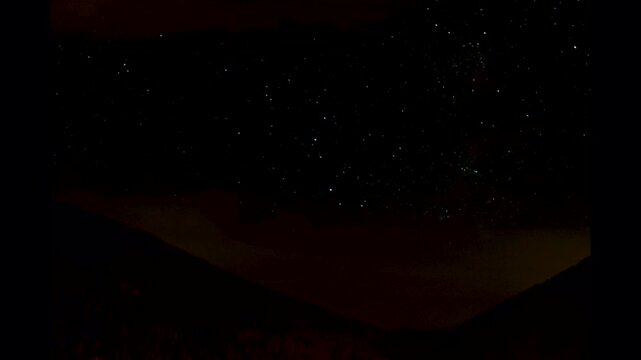 Time-lapse de las estrellas en la monta&ntilde;a de Francia