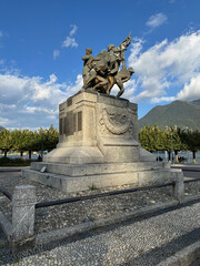 Obraz premium Monumento ai Caduti di Cernobbio
