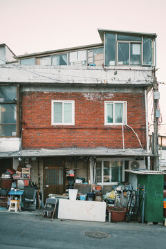 Old Brick House Front
