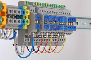 Connecting the electrical module using copper electrical insulated wires. 