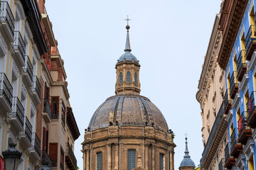 Obraz premium Basilica of our Lady of the Pillar, Zaragoza, Aragon, Spain