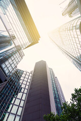 Moderne Geb&auml;ude Sicht nach oben