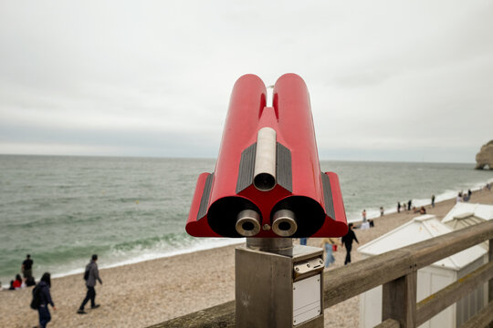 Public Telescope by the Beach