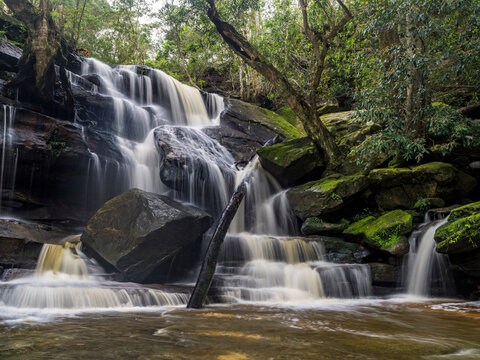Somersby Falls