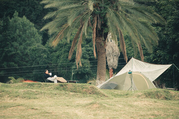 &ldquo;Vista panor&aacute;mica del Lago Atitl&aacute;n con los volcanes al fondo.&rdquo;