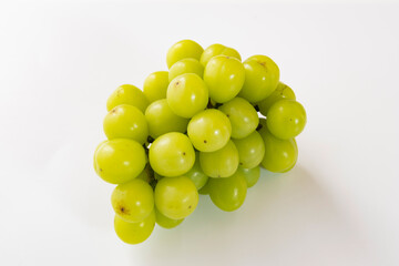 シャインマスカット　白ぶどう　白背景　Shine Muscat White Grapes White Background