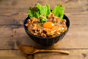 豚キムチ丼