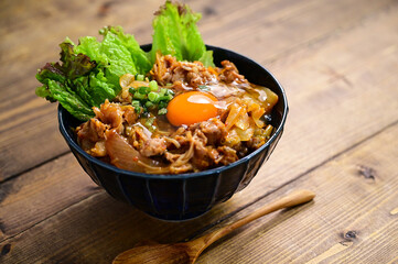 豚キムチ丼