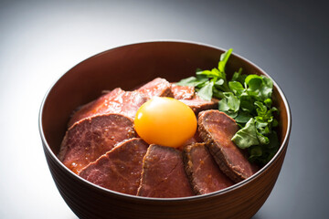 ローストビーフ丼