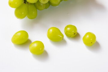シャインインマスカット 脱粒イメージ Shine Muscat destemmed grapes
