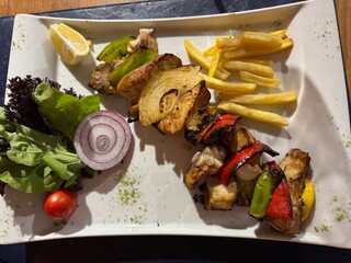 grilled chicken breast with vegetables