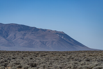 Big Southern Butte（Rhyolite）, lava dome . Farragut Blvd, Butte County, Idaho. Snake River Plain