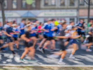 maraton runners in the city
