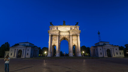 Fototapeta premium Arch of Peace in Simplon Square day to night timelapse. It is a neoclassical triumph arch