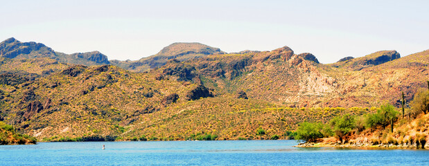 Spring at Saguaro lake in Arizona