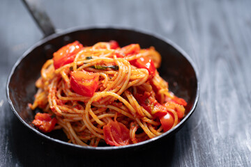 traditional spaghetti in tomato sauce