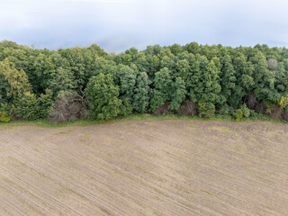 Piękne jezioro w Polsce, wczesna jesień © hunter76