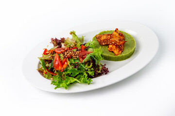 Grilled chicken with spinach puree and fresh salad