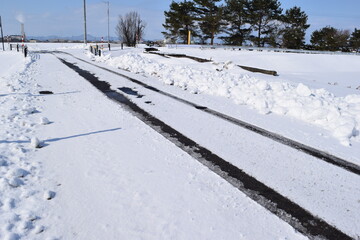雪道のわだち ／ 日本有数の豪雪地帯 山形県庄内