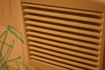 rendija de pl&aacute;stico 