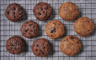 chocolate chip cookies