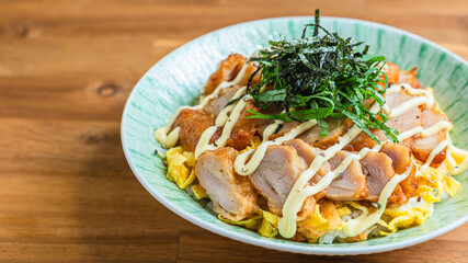 からマヨ丼