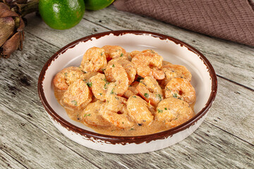 Prawn in white cream sauce