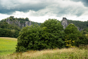 Der "Felsenzirkus" bei Rathen in der Sächsischen Schweiz mit den Feldsteinen 1