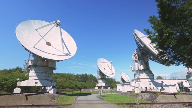 国立天文台野辺山宇宙電波観測所のミリ波干渉計をジンバルで撮影