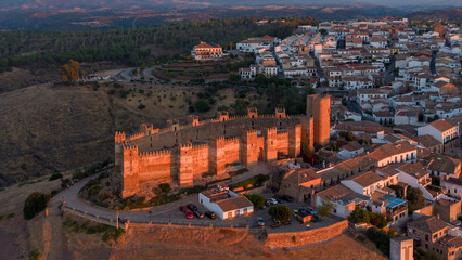 Amanecer en el castillo de Burgalimar, Andalucía	