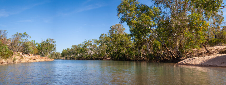 Tranquil river at Warla Gorge (Hann Gorge)