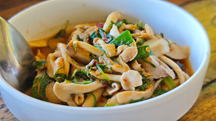 Mushroom curry in a cup