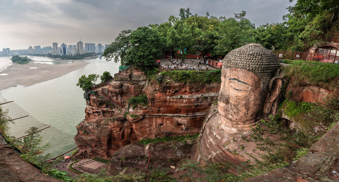 Leshan Giant Buddha, the tallest stone Buddha statue in the world, Tang Dynasty, Leshan, Sichuan, China, Asia