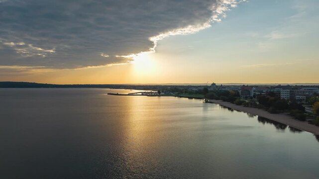 Timelapse of sunrise over west grand traverse bay in Traverse City, MI.  Shot in 4k, 200 RAW images at 23.976 fps.