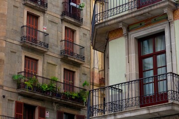Naklejka premium Residential apartment building facade, Barcelona, Spain