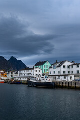 Fototapeta premium Lofoten - Norwegen - Henningsvær