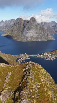 Lofoten - Norwegen - Reine - Reinebringen